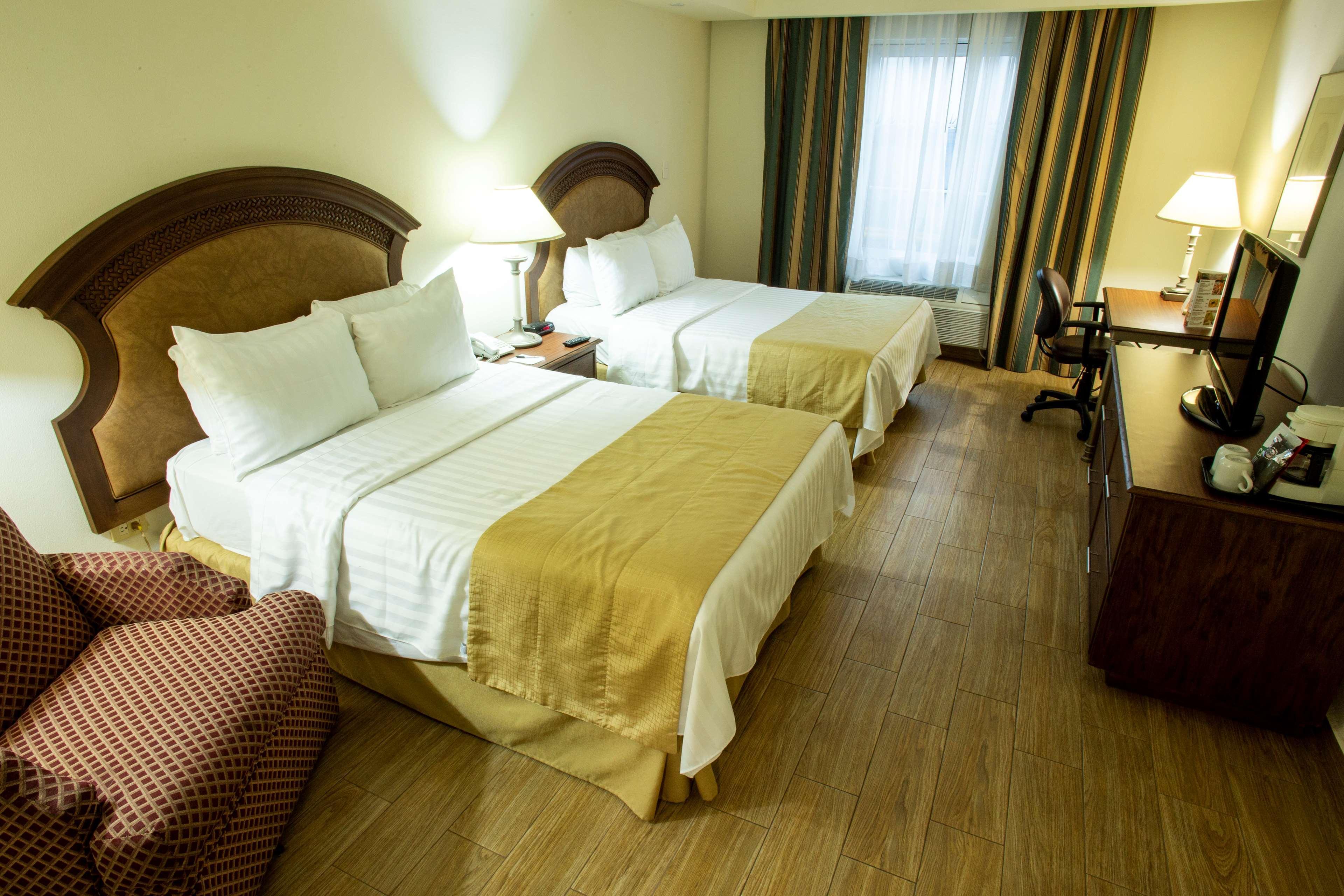 Western Colón Hotel 3*