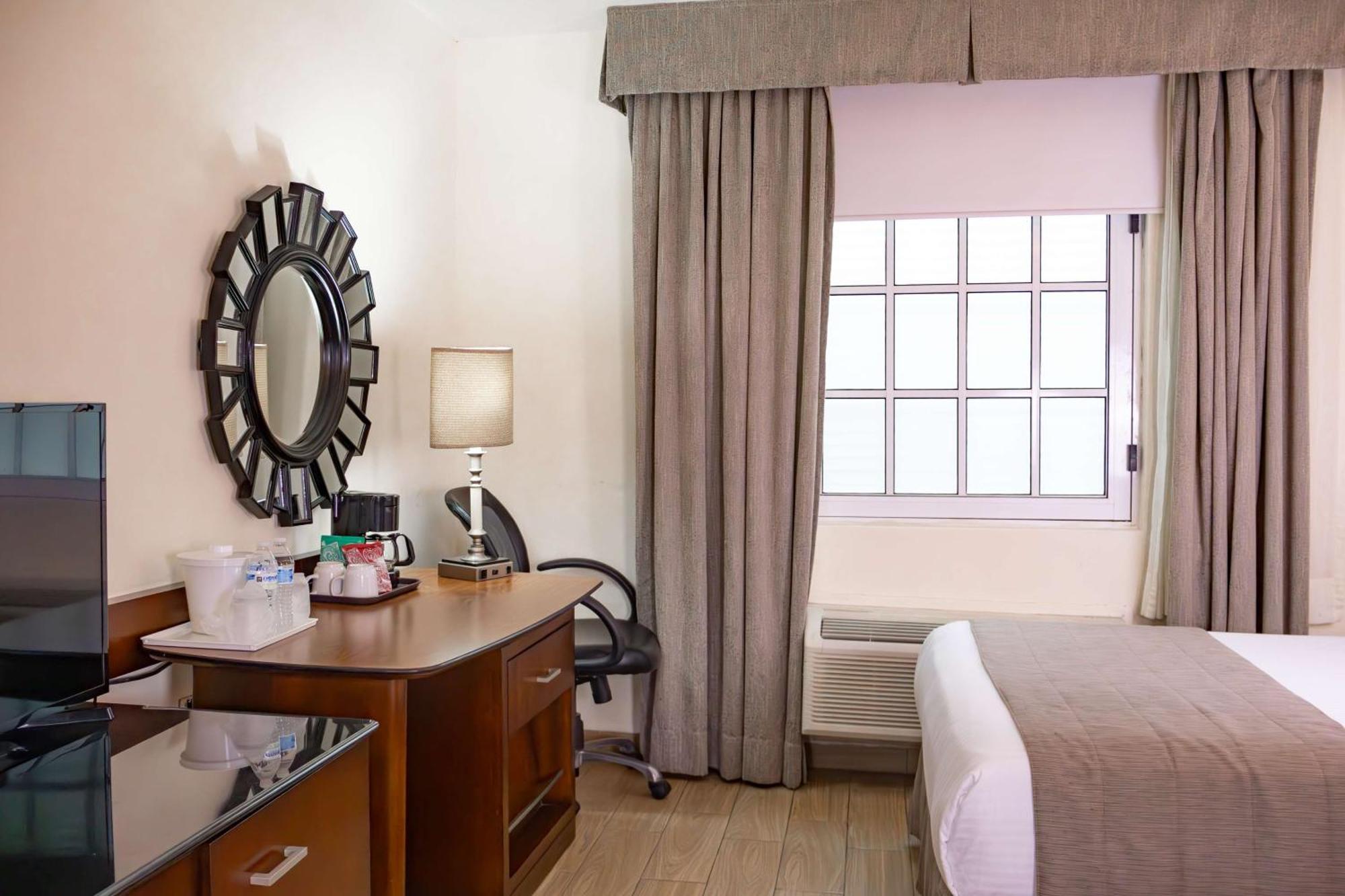 Hotel Western Colón Monterrei